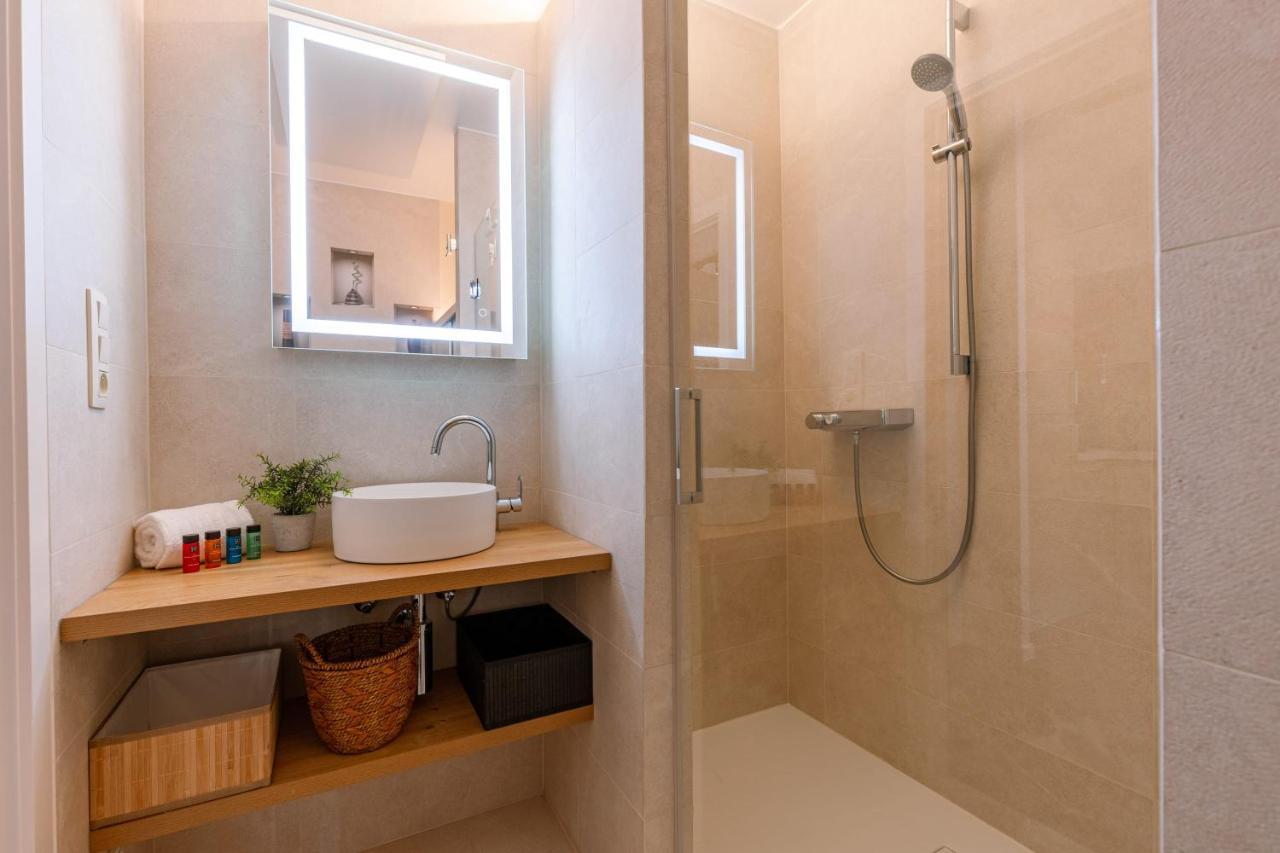 Apartment Completely Renovated Studio Located In