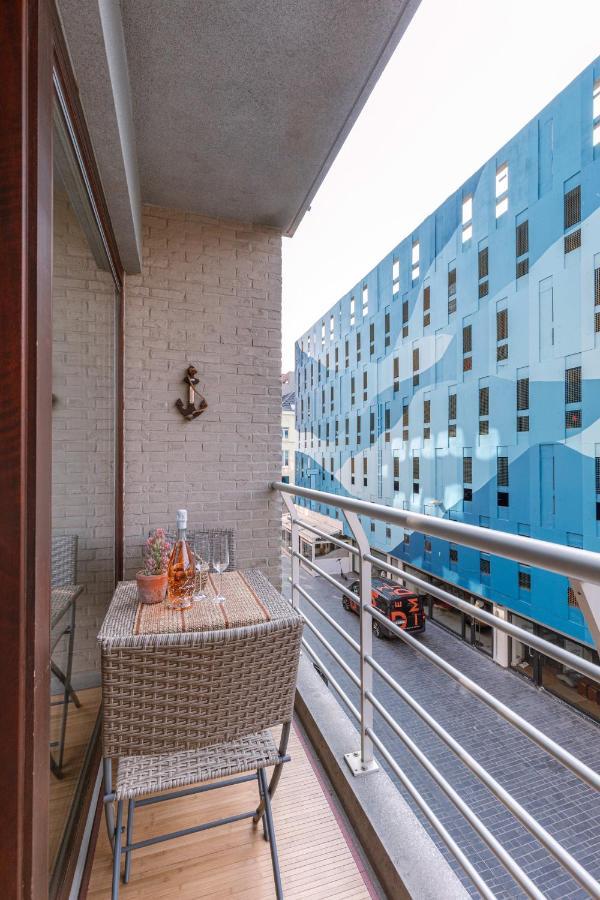 Completely Renovated Studio Located In *